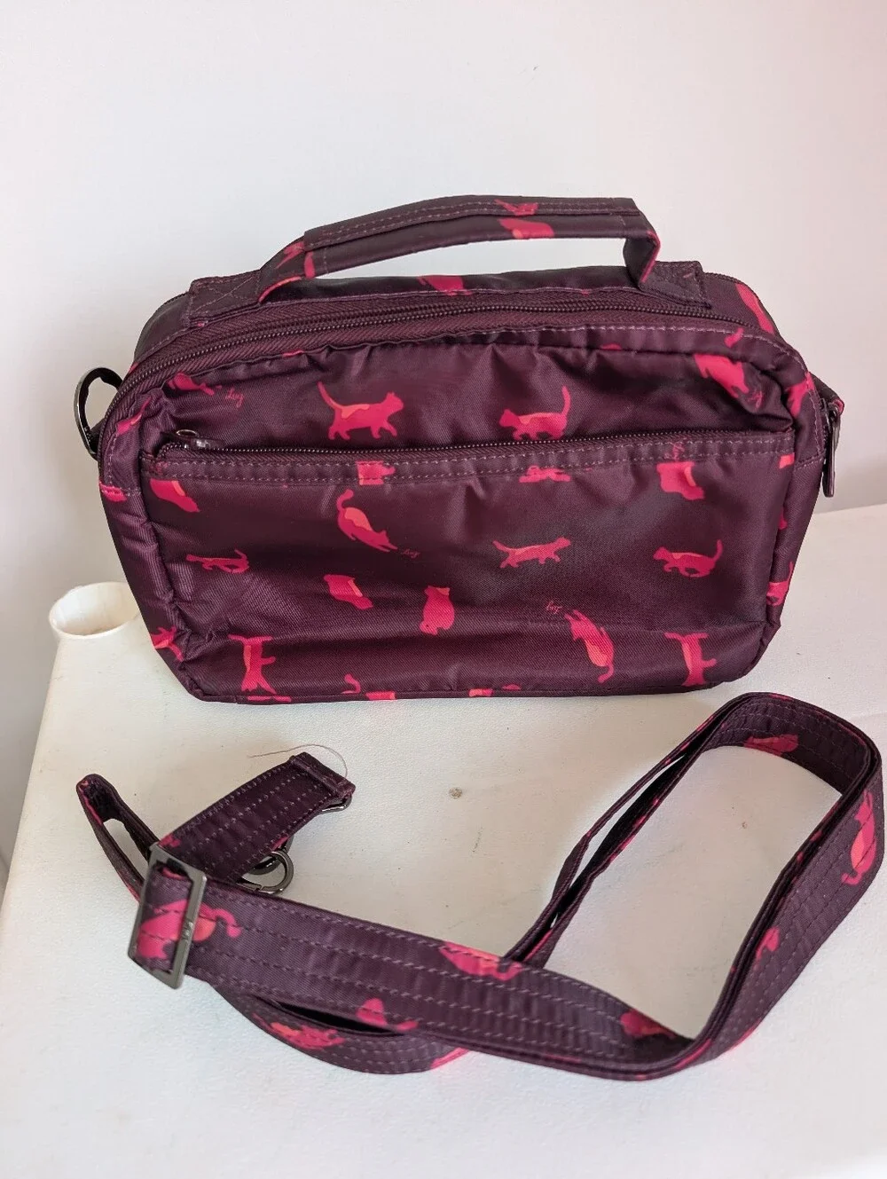 Lug Scoop Crossbody Bag Cats Orchid Pattern RFID Protection